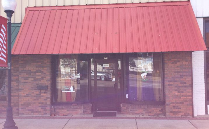 Pictures of Retail property located at 95 S Forest Ave, Luverne, AL 36049 for sales - image #1