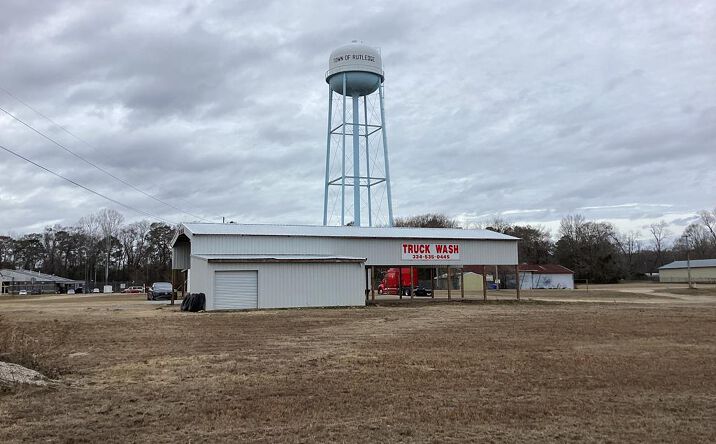 Pictures of Land property located at 300 Justice Ave, Luverne, AL 36049 for sales - image #1