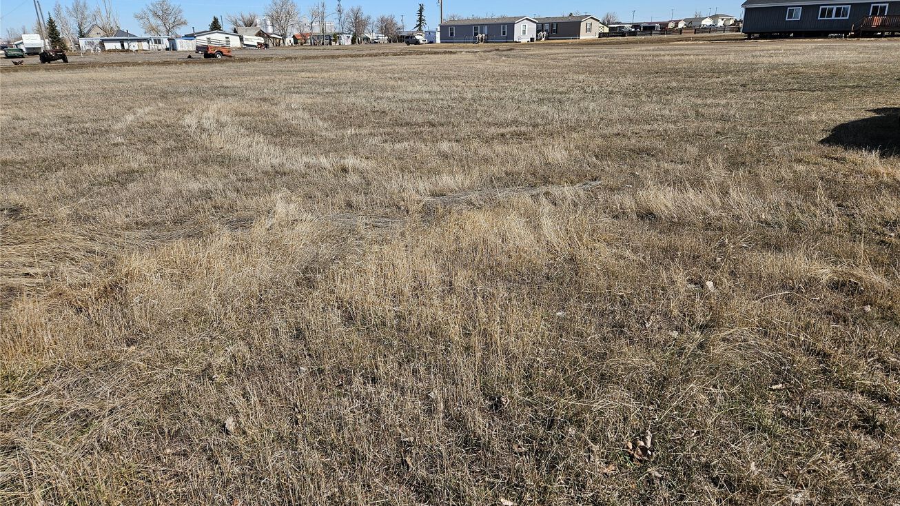 730 Iowa Avenue, Valier, MT 59486