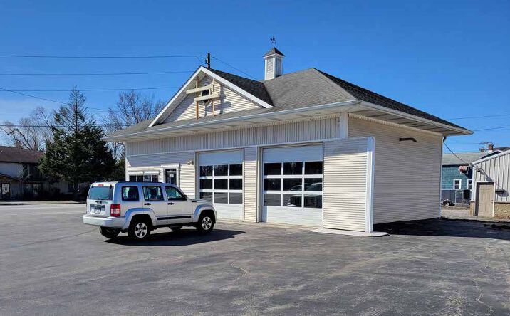Pictures of Retail, Office, Industrial property located at 2028 Union Road, West Seneca, NY 14217 for sales - image #1