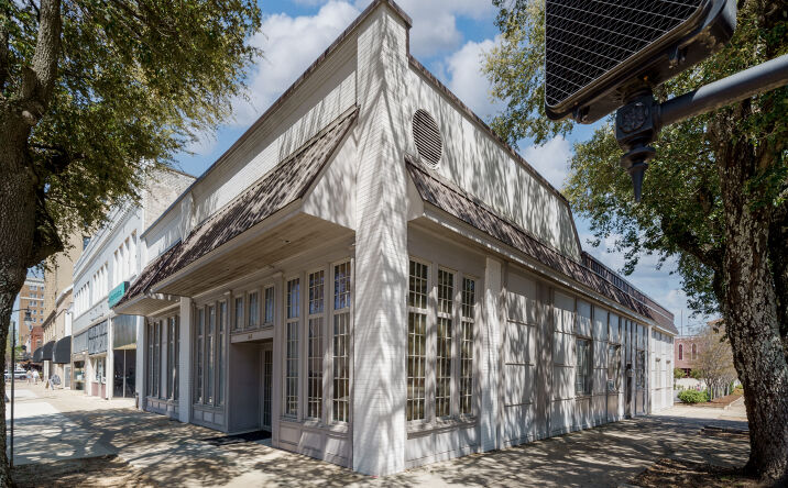 Pictures of Office property located at 621 Greensboro Ave, Tuscaloosa, AL 35401 for sales - image #1