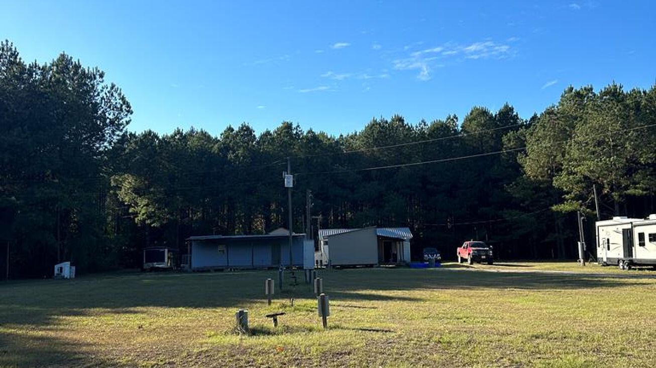 18810 Pinckneyville Rd, Woodville, MS 39669