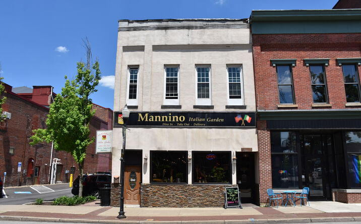 Pictures of Retail property located at 283 Chestnut St, Meadville, PA 16335 for sales - image #1