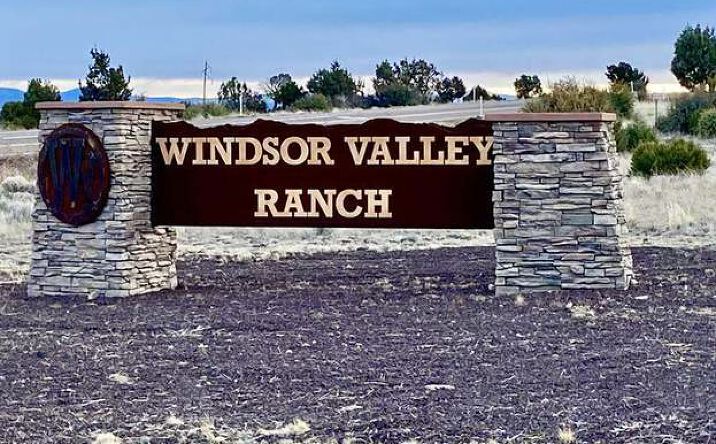 Pictures of Land property located at 0 Windsor Valley Ranch Lot 207, Concho, AZ 85924 for comps - image #1