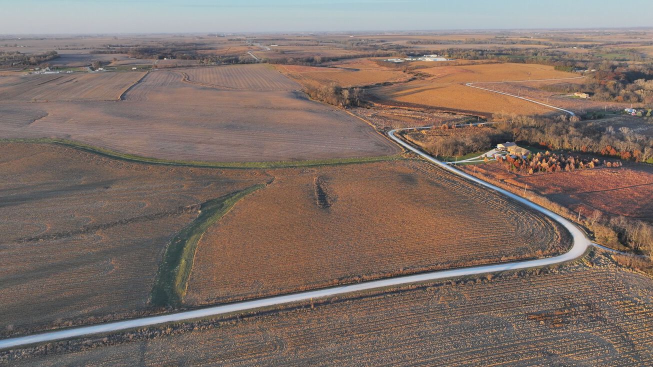 Old Highway 6 & 310th Trail, Redfield, IA 50233 | Crexi.com