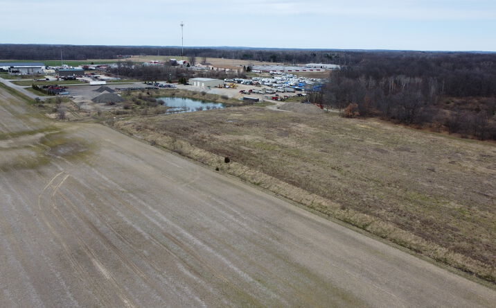 Pictures of Land property located at 1900 Twin Hills Dr, Howell, MI 48843 for sales - image #1