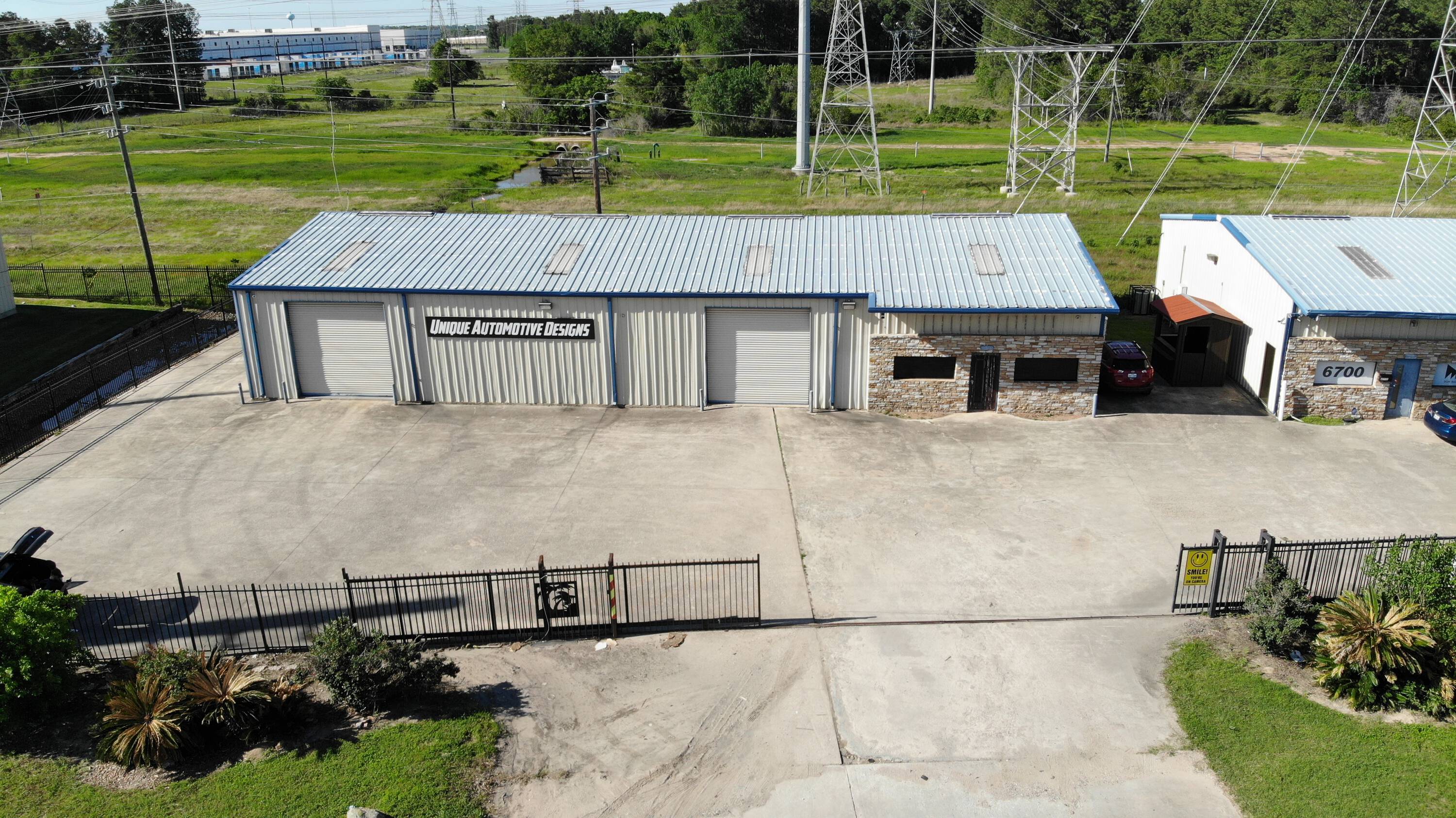 6690 - 6716 N Sam Houston Pkwy W