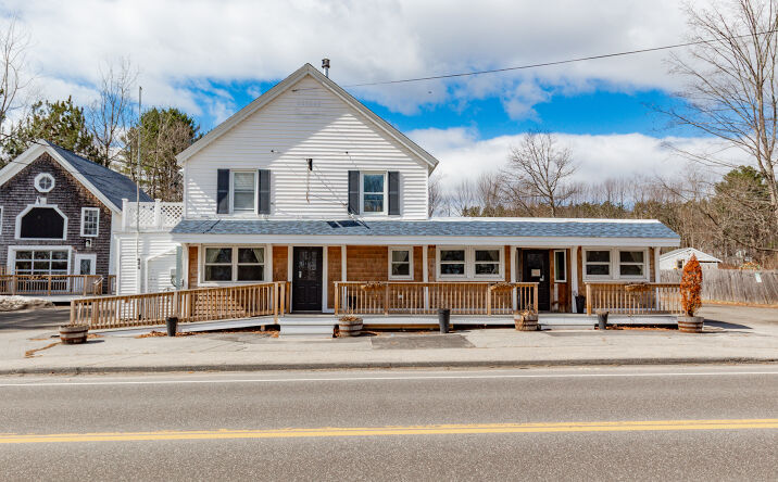Pictures of Mixed Use, Multifamily, Retail property located at 424 Walnut Hill Rd, North Yarmouth, ME 04097 for sales - image #1