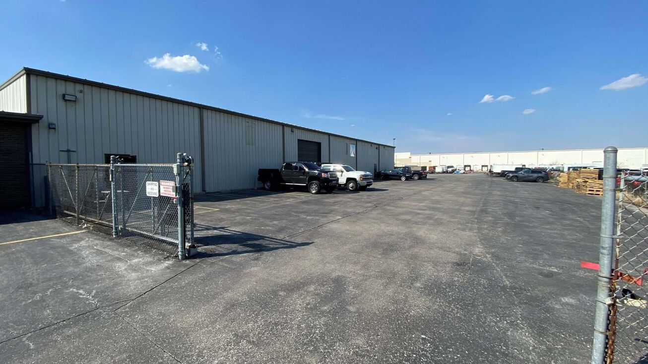 28340 Goddard Rd, Romulus, MI 48174