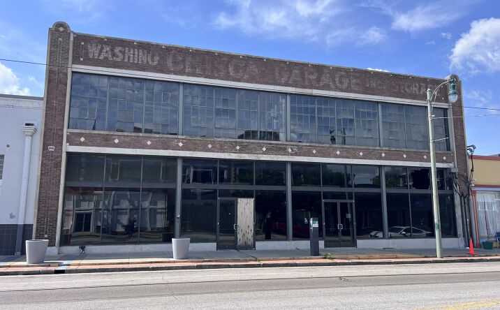 Pictures of Mixed Use property located at 311 S Main St, Memphis, TN 38103 for sales - image #1