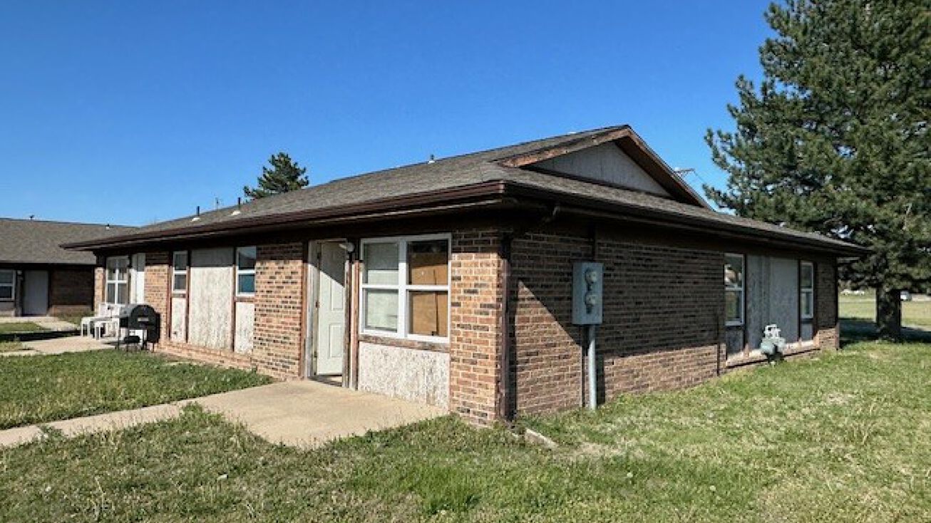 215 S Blankenship Rd, Udall, KS 67146 | Crexi.com