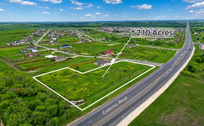 Pictures of Land property located at 12290 Camino Real, Kyle, TX 78640 for sales - image #1