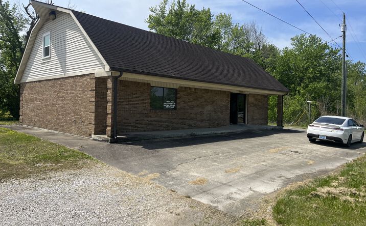Pictures of Industrial, Mixed Use, Multifamily, Office, Retail property located at 8659 Stiles Rd, New Haven, KY 40051 for comps - image #1