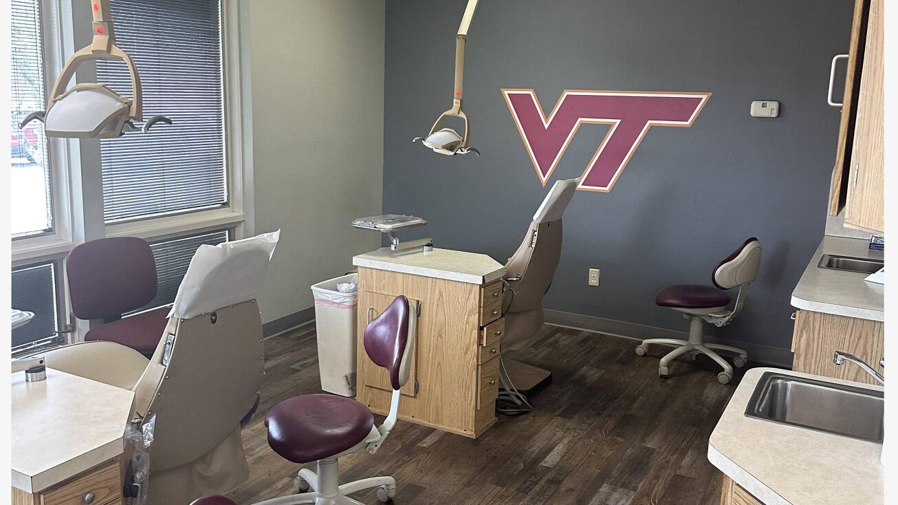 110 Professional Park Dr, Blacksburg, VA 24060