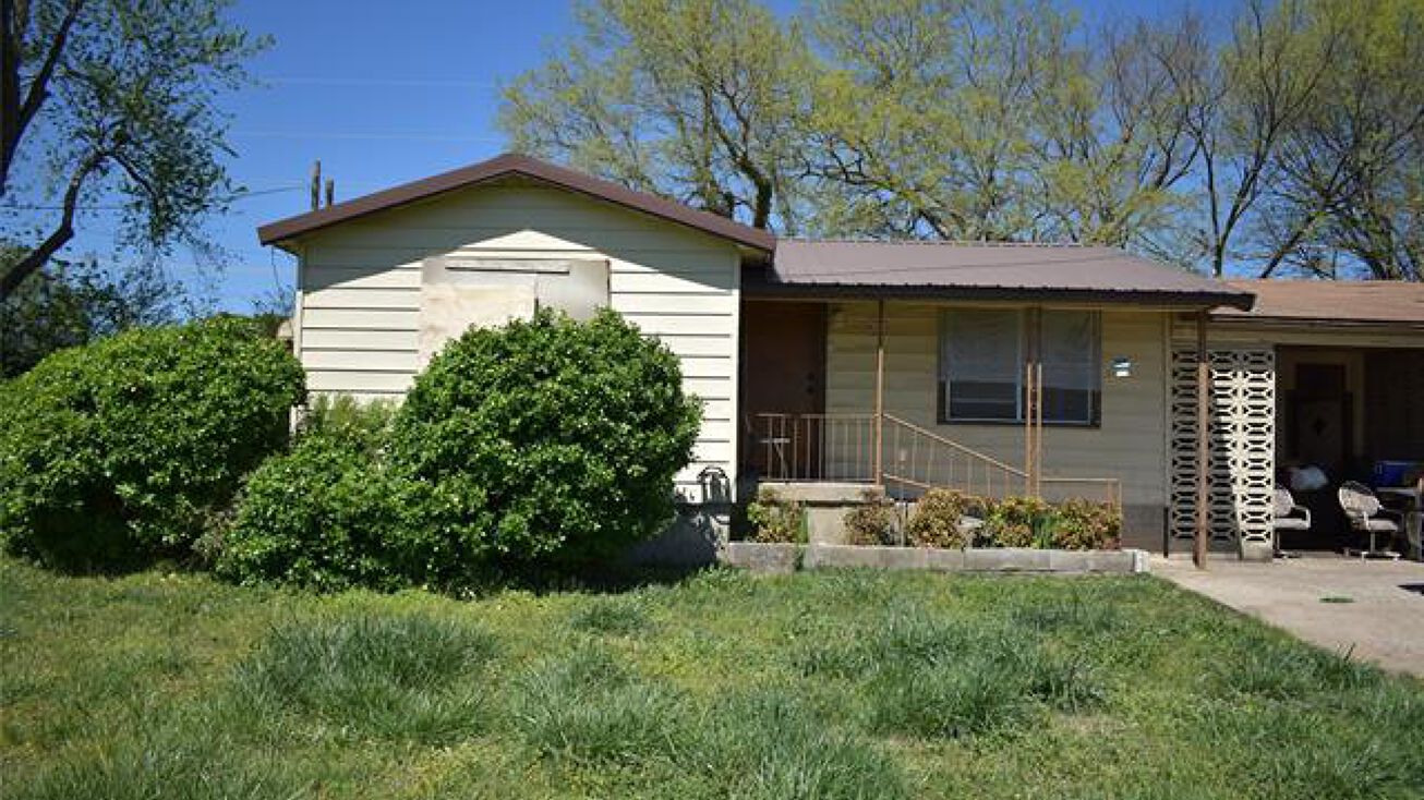 303 Mimosa Lane, Tahlequah, OK 74464