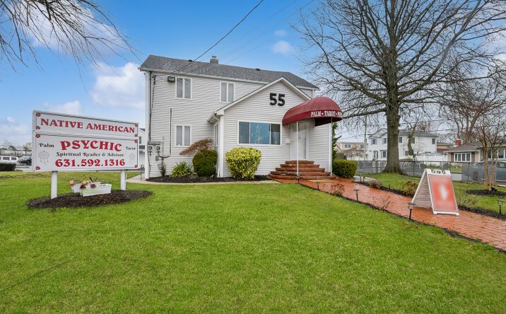 Pictures of Office property located at 55 W Sunrise Hwy, Lindenhurst, NY 11757 for sales - image #1