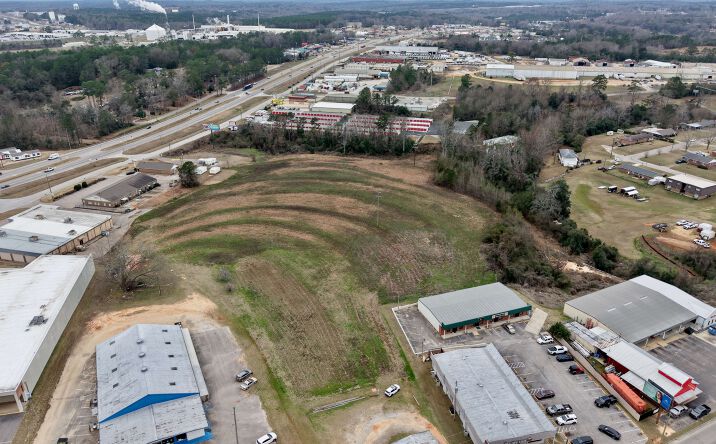 Pictures of Retail, Office, Mixed Use, Land property located at 1319 S Brundidge St, Troy, AL 36081 for sales - image #1