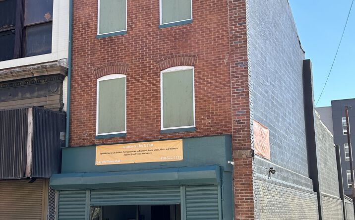 Pictures of Office property located at 547 Old Town Mall, Baltimore, MD 21202 for sales - image #1