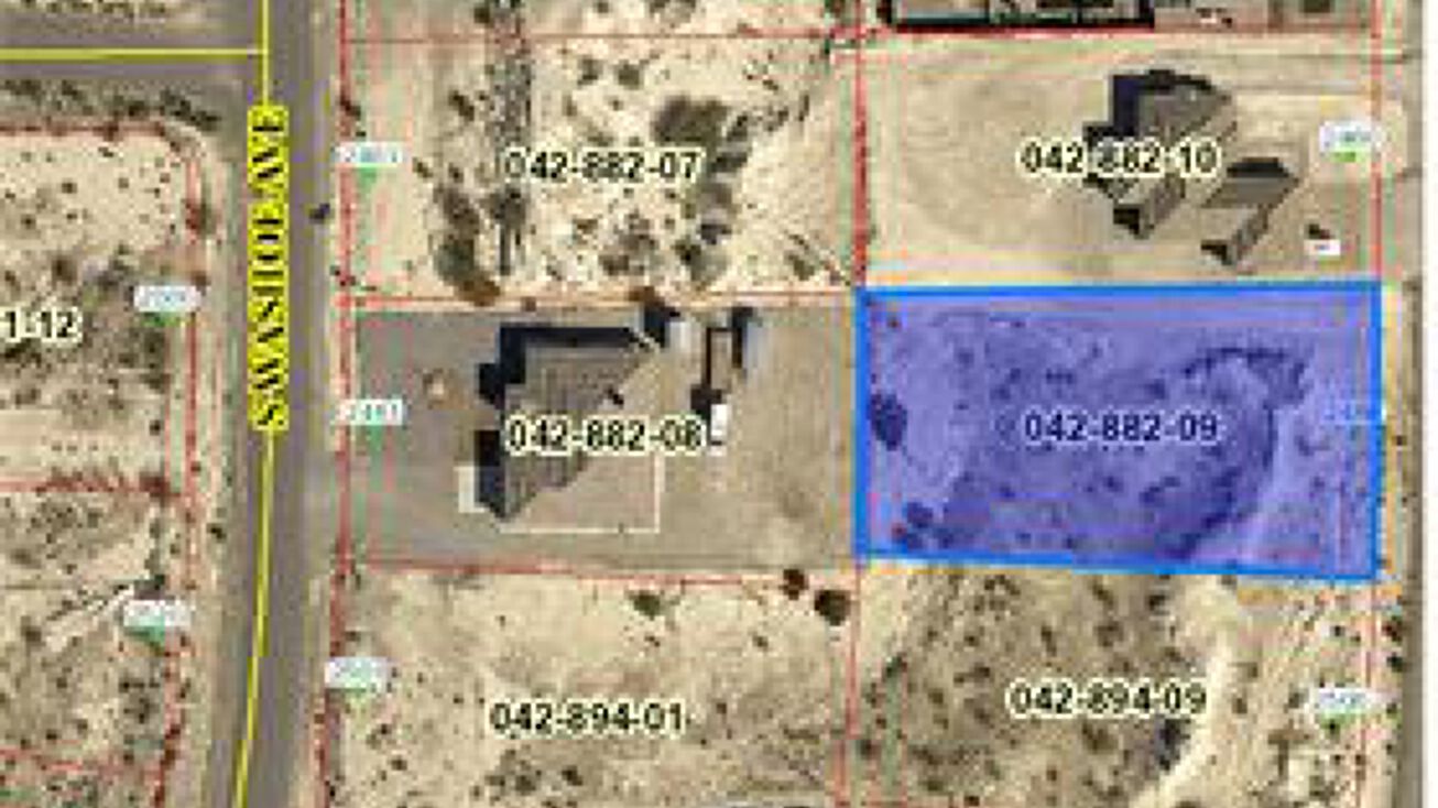 2480 S Zuni Ave, Pahrump, NV 89048
