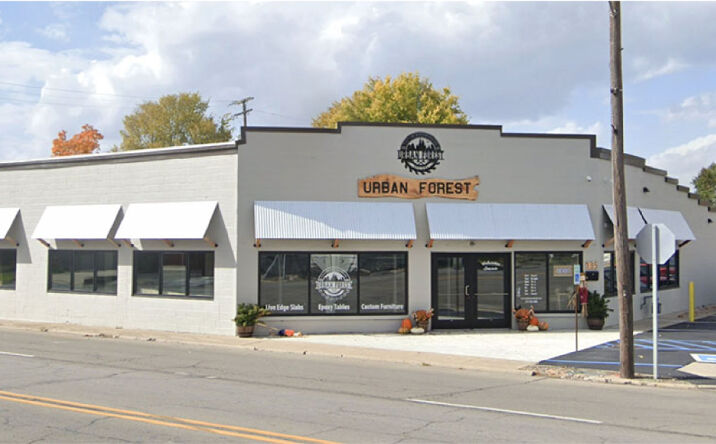 Pictures of Retail property located at 135 E Broadway St, Fortville, IN 46040 for sales - image #1