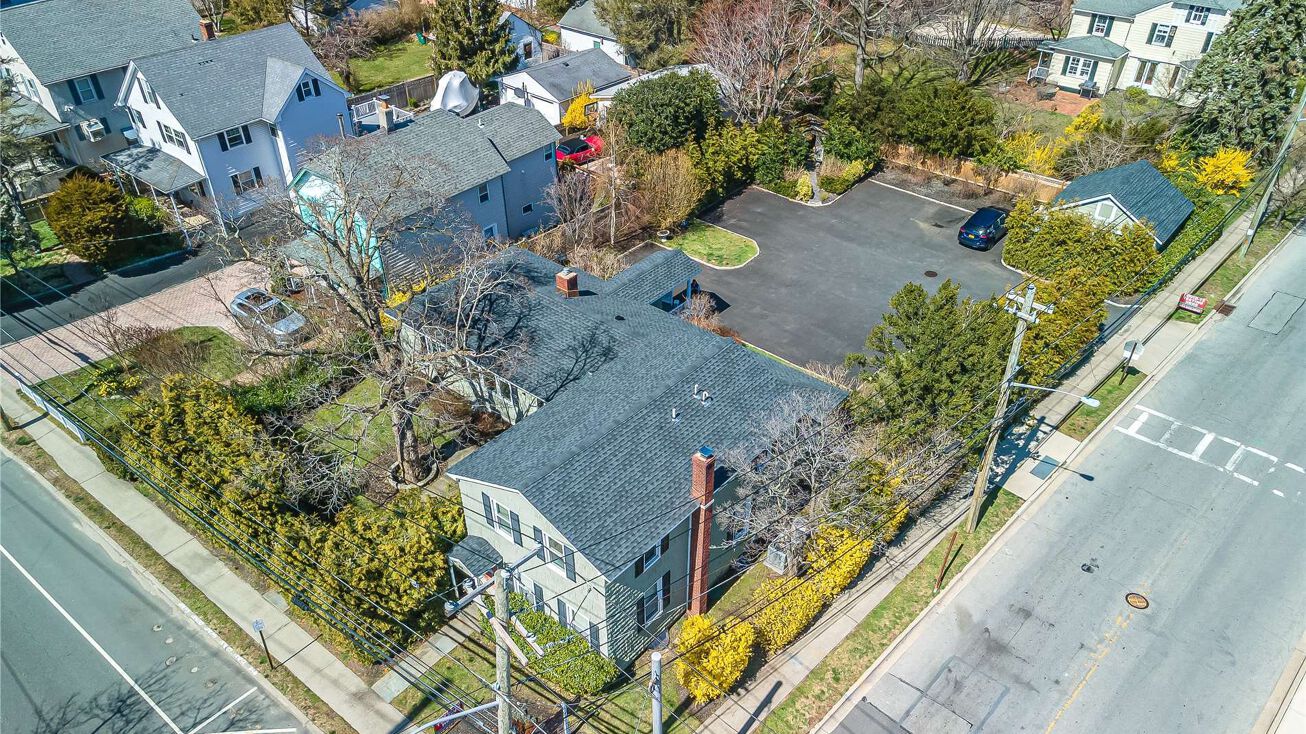 188 W Main St, Oyster Bay, NY 11771 | Crexi.com