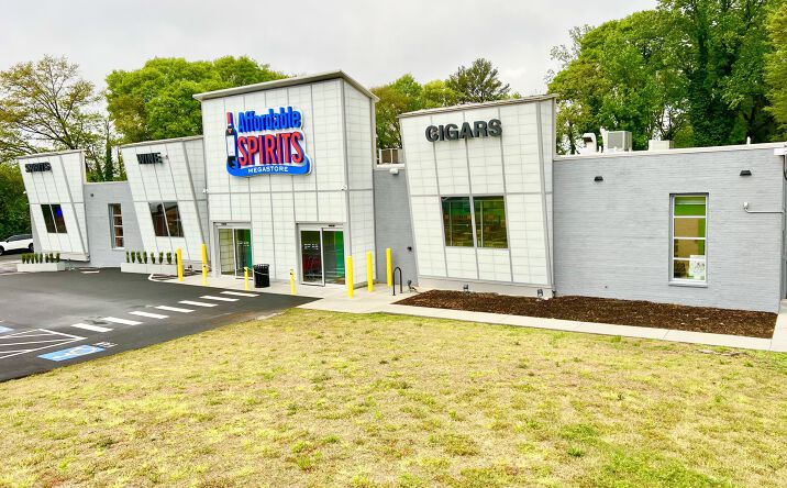 Pictures of Retail property located at 1151 Chattahoochee Ave NW, Atlanta, GA 30318 for sales - image #1