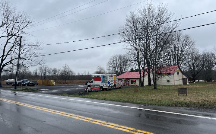 Pictures of Industrial, Land, Office, Retail property located at 394 NY-264, Phoenix, NY 13135 for sales - image #1