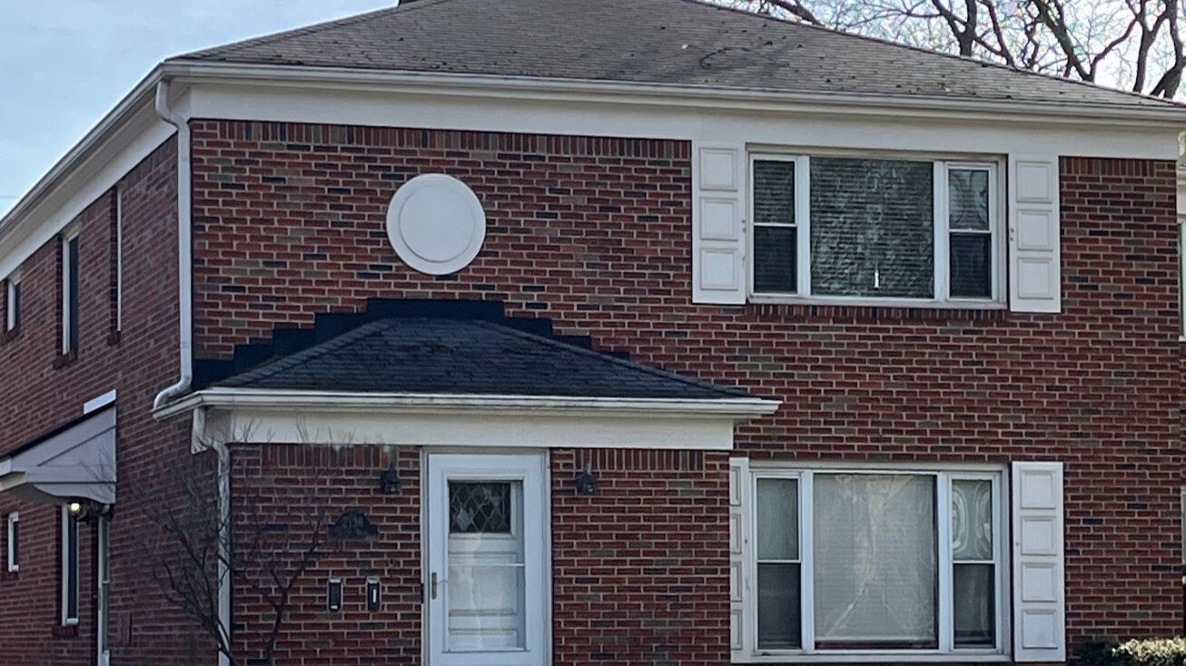 2136 Secor Rd, Toledo, OH 43606