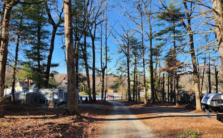 Pictures of Mobile Home Park property located at 2853 Chimney Rock Rd, Hendersonville, NC 28792 for sales - image #1