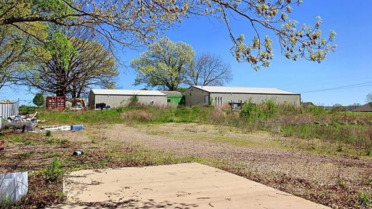 468768 E 840 Road, Stilwell, OK 74960 | Crexi.com