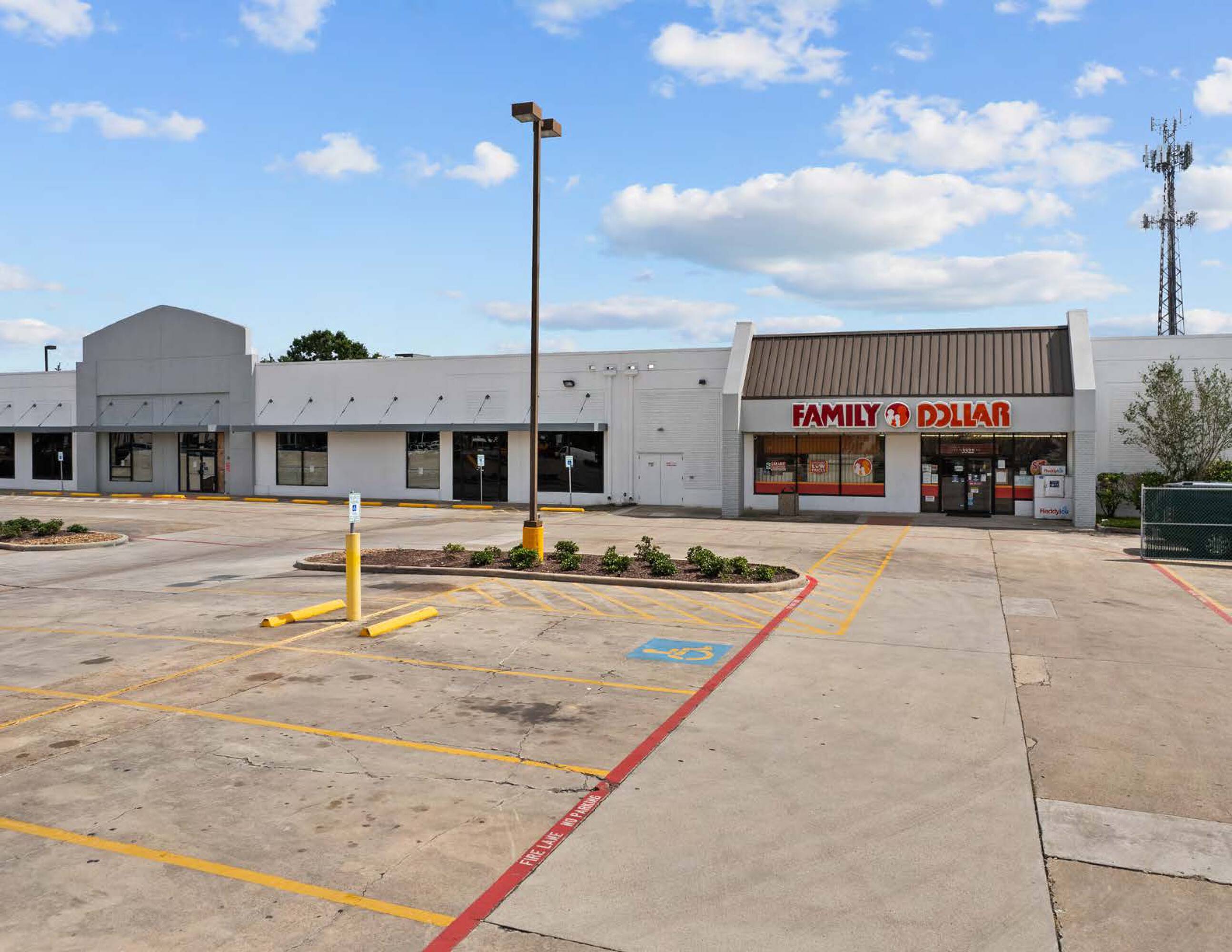 3330 Spencer Highway at Strawberry