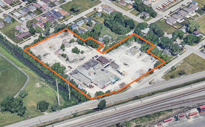 Pictures of Industrial property located at 16030 Park Ave, Harvey, IL 60428 for sales - image #1