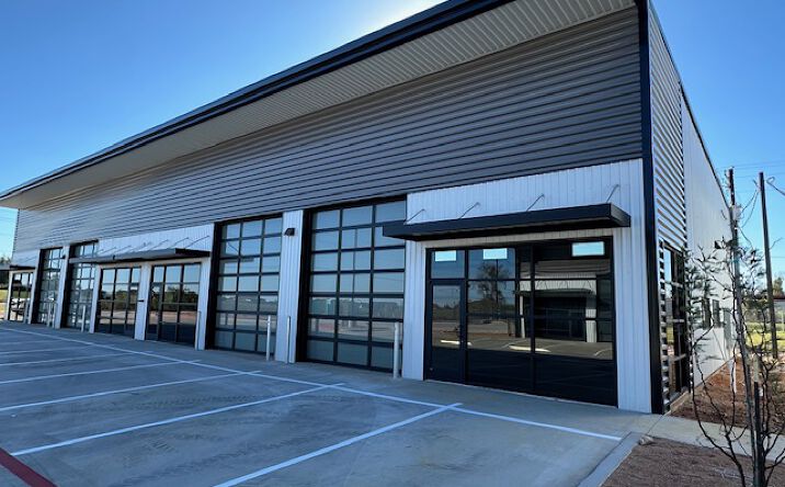 Pictures of Industrial property located at 355 Cross Creek Rd, Georgetown, TX 78628 for sales - image #1