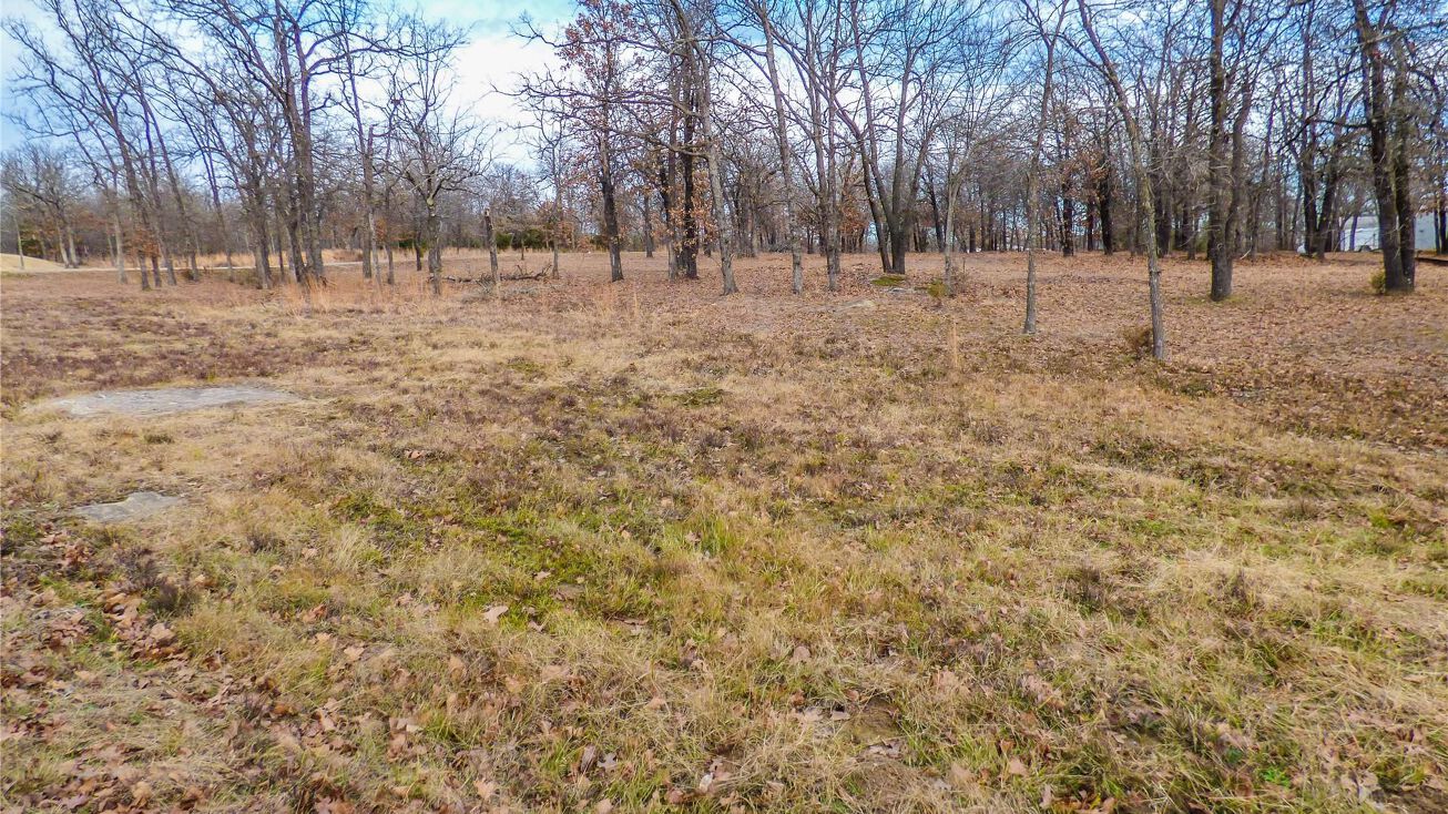 50 Duchess Creek Dr, Porum, OK 74455