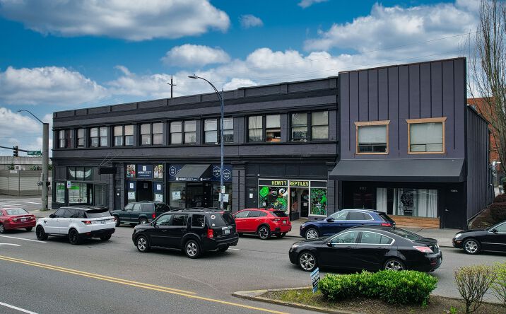 Pictures of Mixed Use property located at 2920 Hewitt Ave, Everett, WA 98201, 2914 Hewitt Ave, Everett, WA 98201, 2912 Hewitt Ave, Everett, WA 98201 for sales - image #1