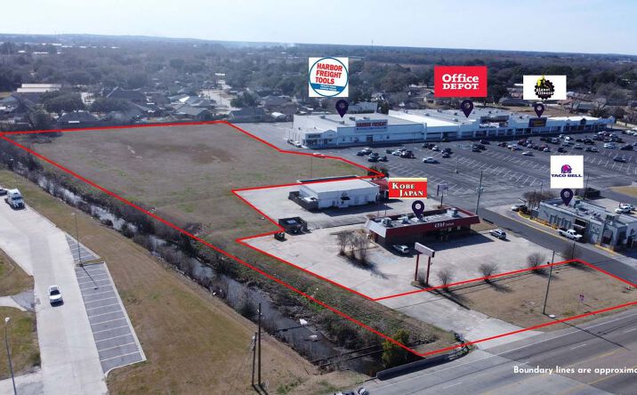 Pictures of Land property located at Admiral Doyle Dr, New Iberia, LA 70560 for sales - image #1