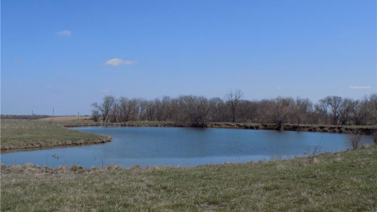 32240 600th Road Kincaid KS 66039 Crexi 32240-600th-road-kincaid-ks-66039-crexi