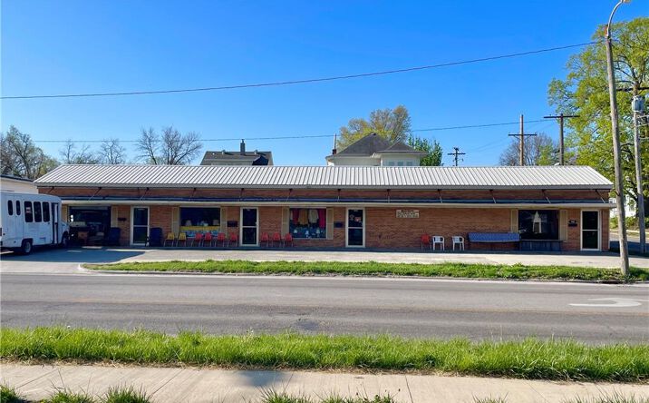 400 E 9th Street, Trenton, MO 64683 | Crexi.com