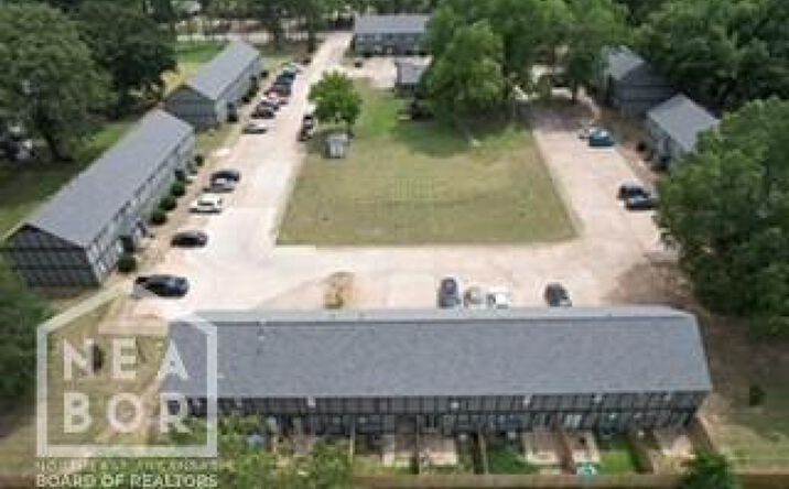Pictures of Multifamily property located at 1906 W Matthews Ave, Jonesboro, AR 72401 for sales - image #1