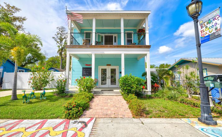 Pictures of Mixed Use, Retail property located at 1110 12th St W, Bradenton, FL 34205 for sales - image #1