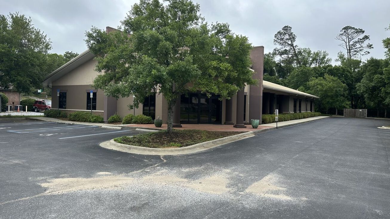 6100 N Davis Hwy, Pensacola, FL 32504 | Crexi.com