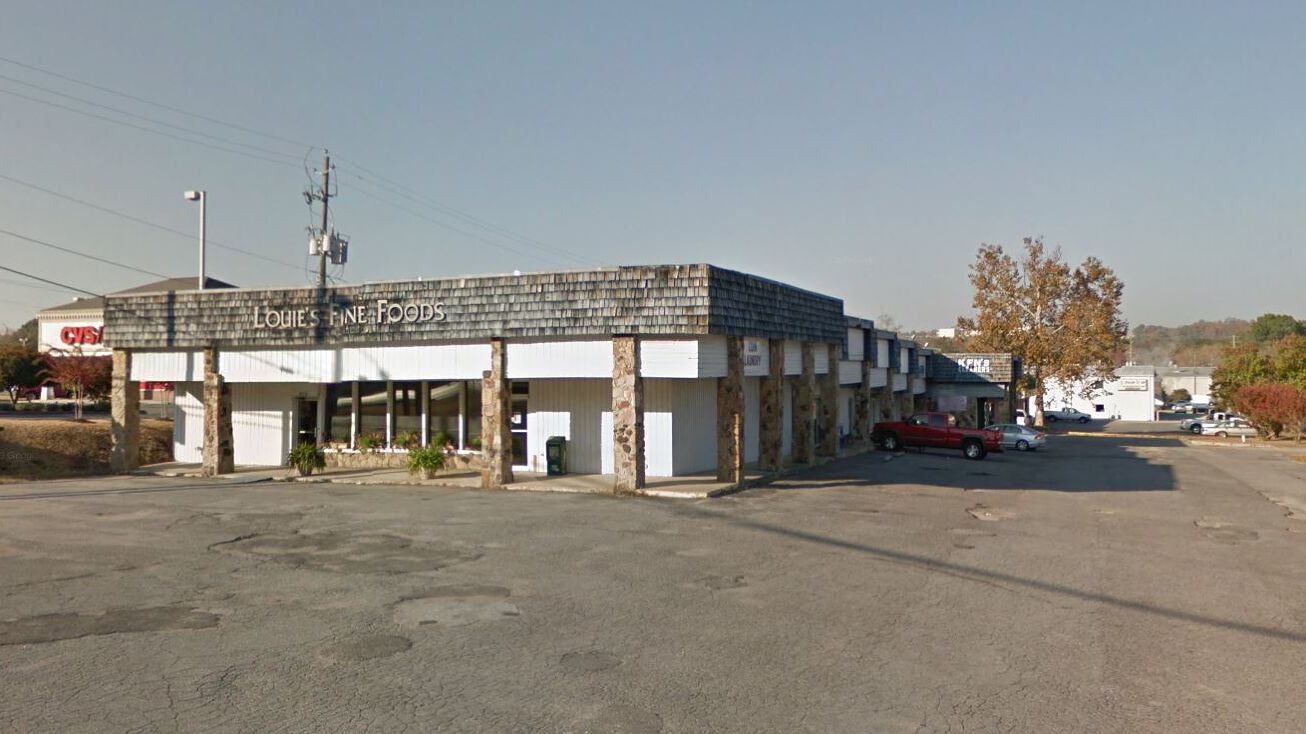 2720 Pelham Pkwy, Pelham, AL 35124