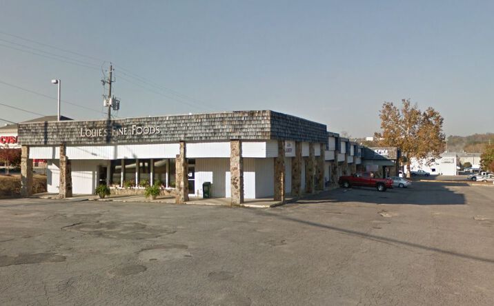 Pictures of Retail property located at 2720 Pelham Pkwy, Pelham, AL 35124 for comps - image #1