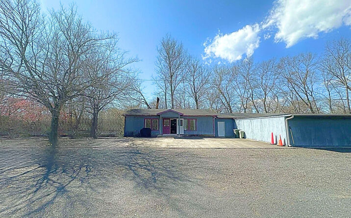 Pictures of Retail, Hospitality property located at 347 W Kings Hwy, Eden, NC 27288 for sales - image #1