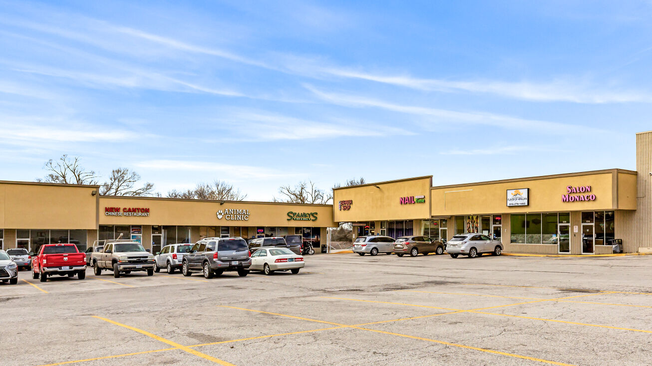 5210 5230 Blue Ridge Blvd, Raytown, MO 64133