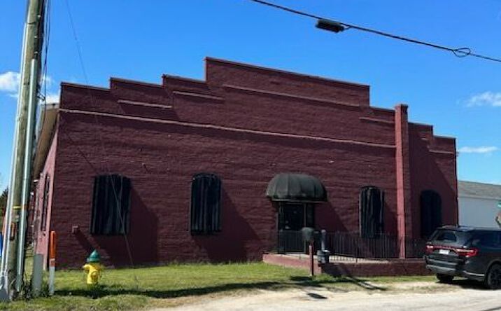 Pictures of Office, Industrial property located at 300 Worth St, Fayetteville, NC 28301 for sales - image #1