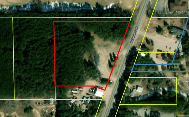 Pictures of Land property located at 8072 S Mackinaw Trail, Cadillac, MI 49601 for sales - image #1