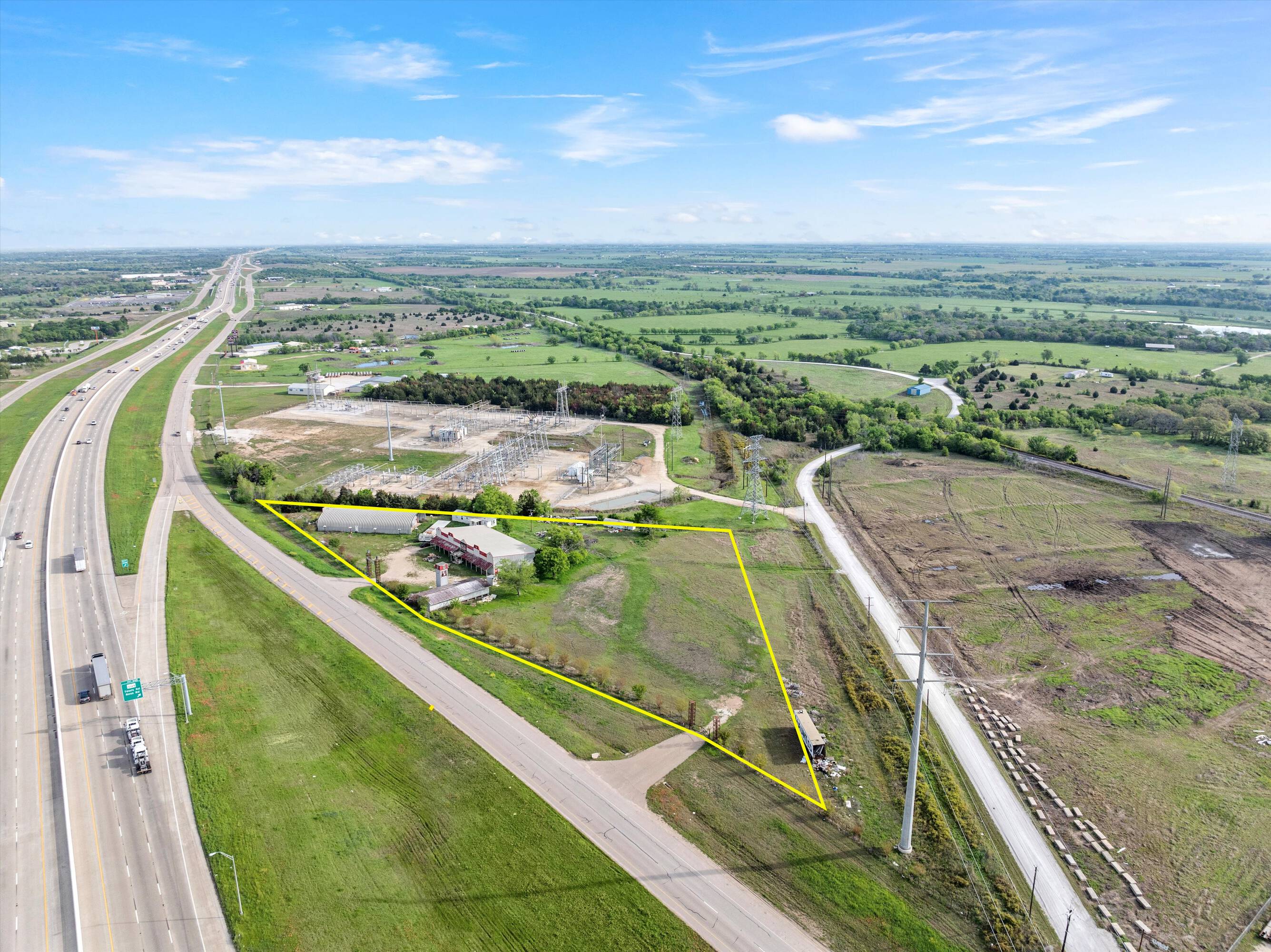 14656 N INTERSTATE HIGHWAY 35 Elm Mott TX 76640-3796 APN: 111534 ...