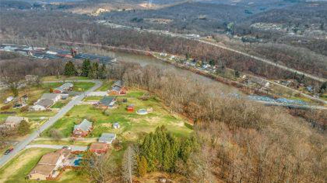 0 Maple Street, Leechburg, PA 15656