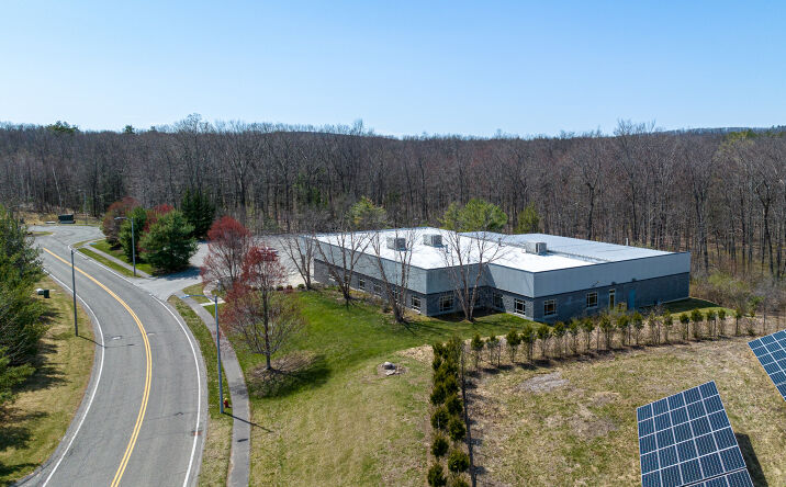 Pictures of Office property located at 701 Kelly Way, Holyoke, MA 01040 for sales - image #1